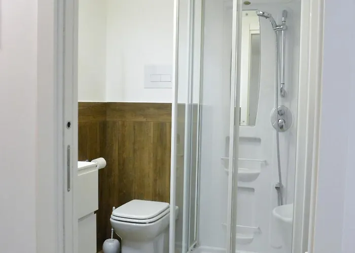 Al Larghetto N5 بيت للعطل *